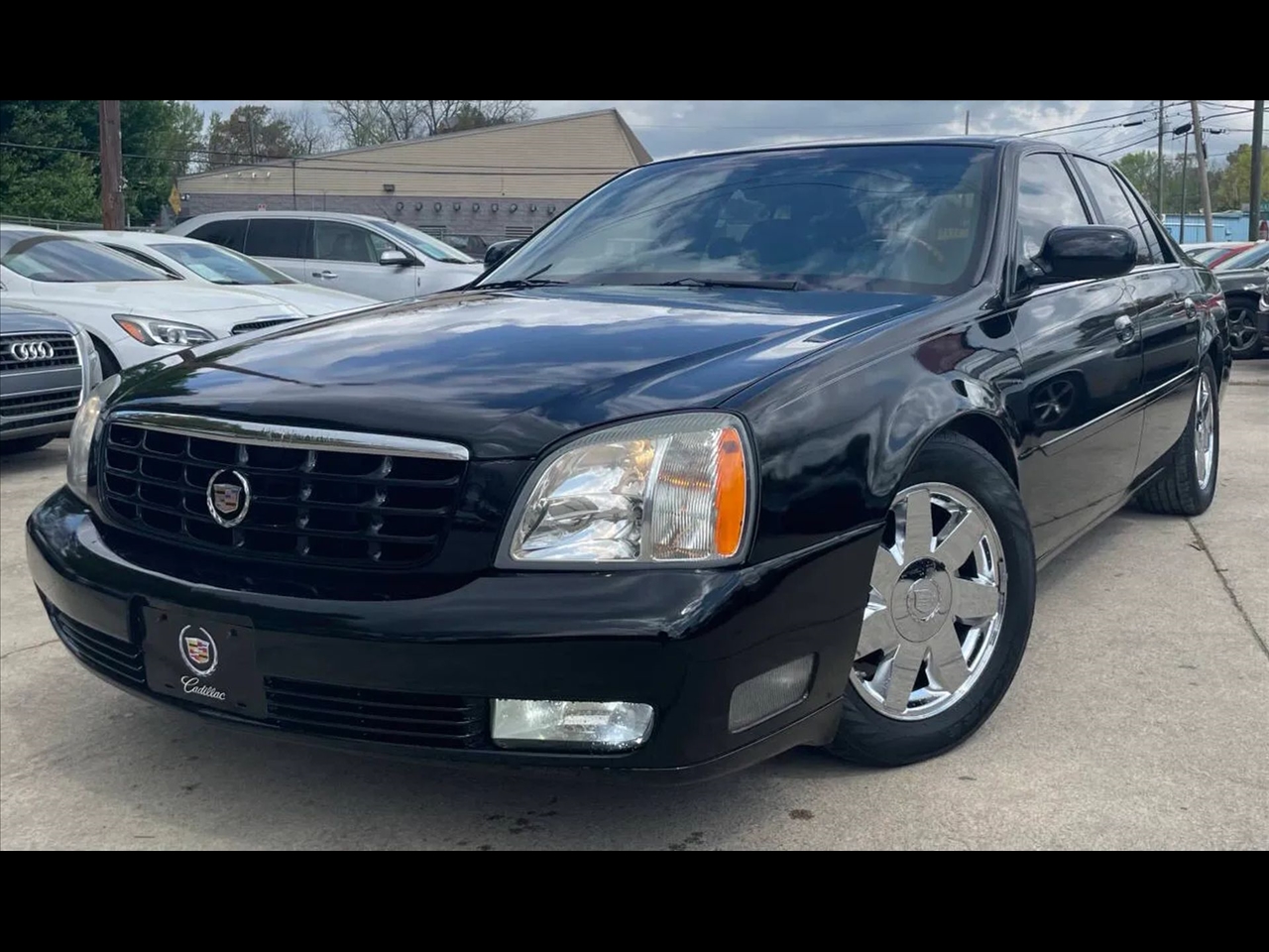 2004 Cadillac DeVille DTS Sedan 4D