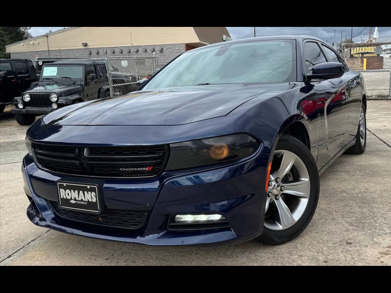 2016 Dodge Charger SXT Sedan 4D