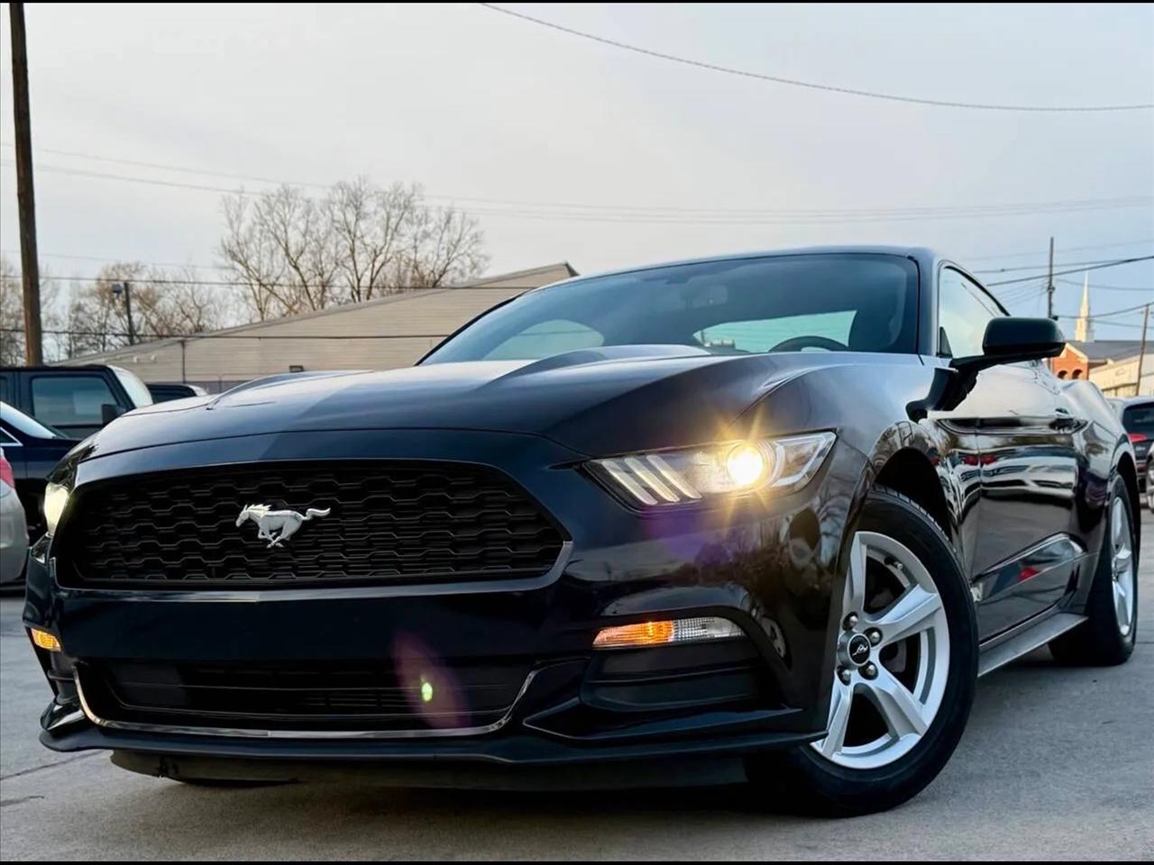2017 Ford Mustang V6 Coupe 2D