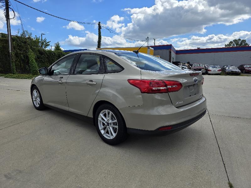Ford Focus SE Sedan 2015