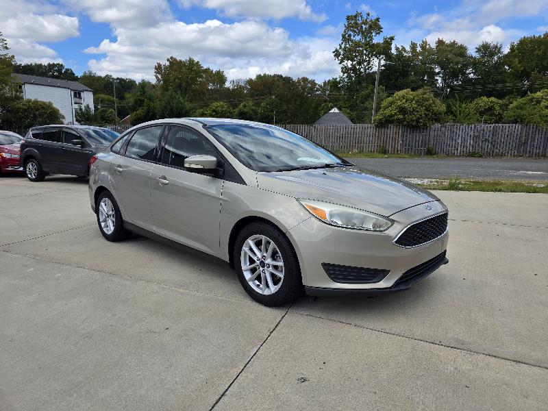 Ford Focus SE Sedan 2015
