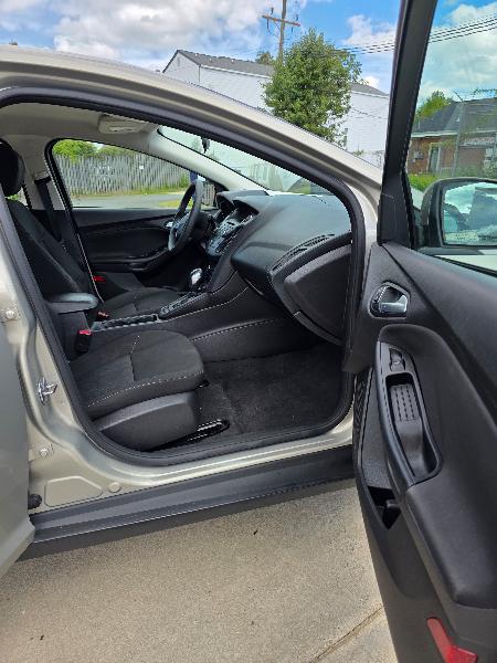 Ford Focus SE Sedan 2015