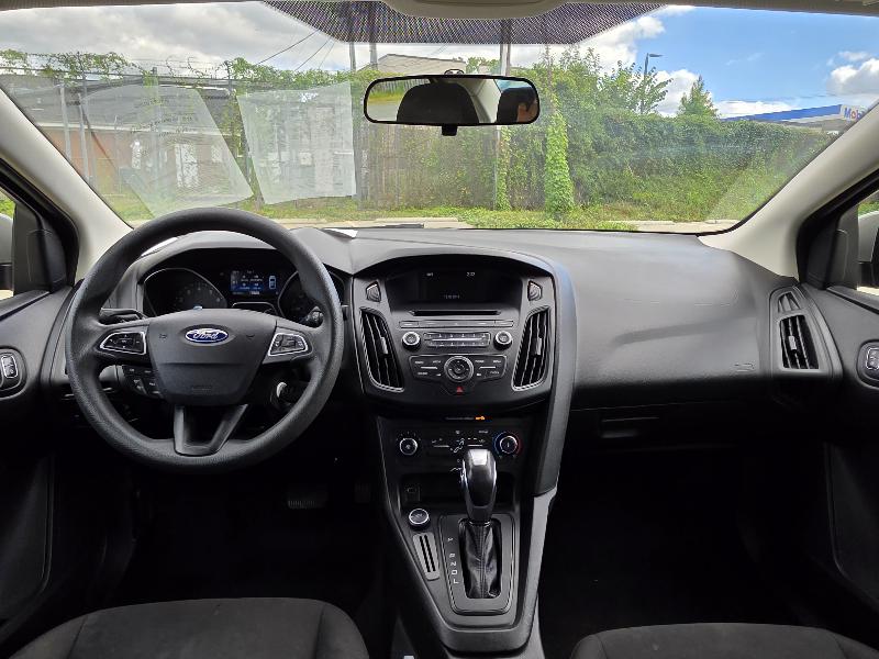 Ford Focus SE Sedan 2015