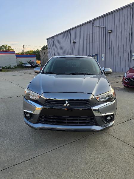 Mitsubishi Outlander Sport 2.0 ES 5M 2017