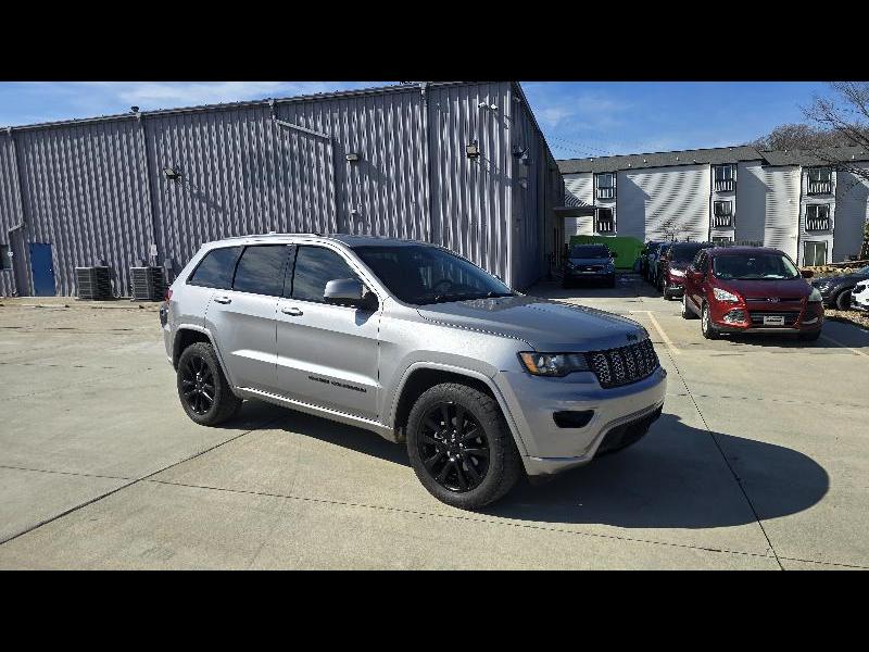 2018 Jeep Grand Cherokee Laredo 2WD
