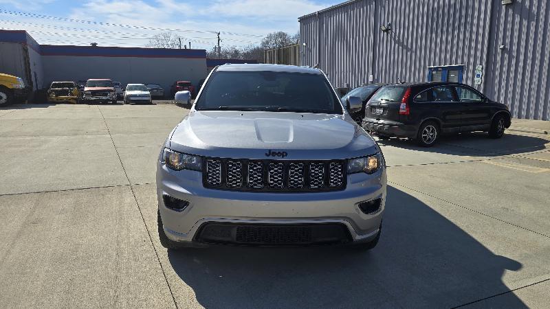 Jeep Grand Cherokee Laredo 2WD 2018
