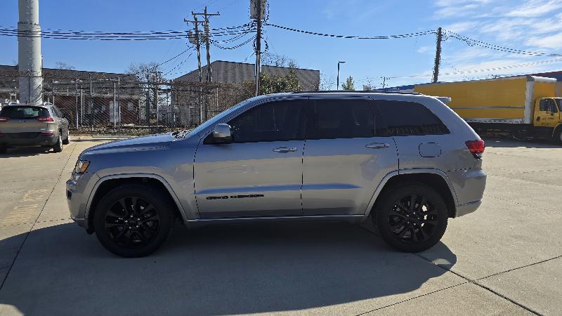 Jeep Grand Cherokee Laredo 2WD 2018