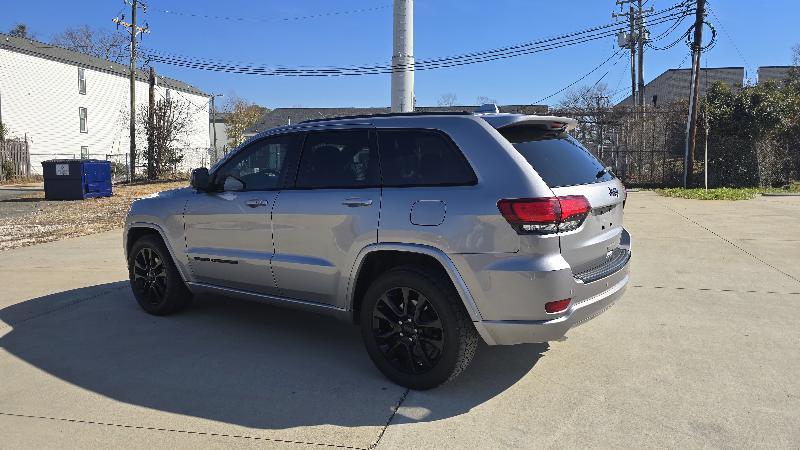Jeep Grand Cherokee Laredo 2WD 2018
