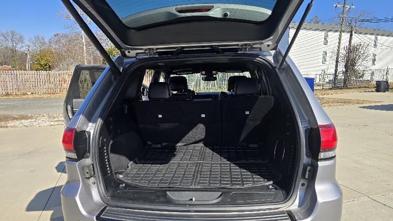 Jeep Grand Cherokee Laredo 2WD 2018