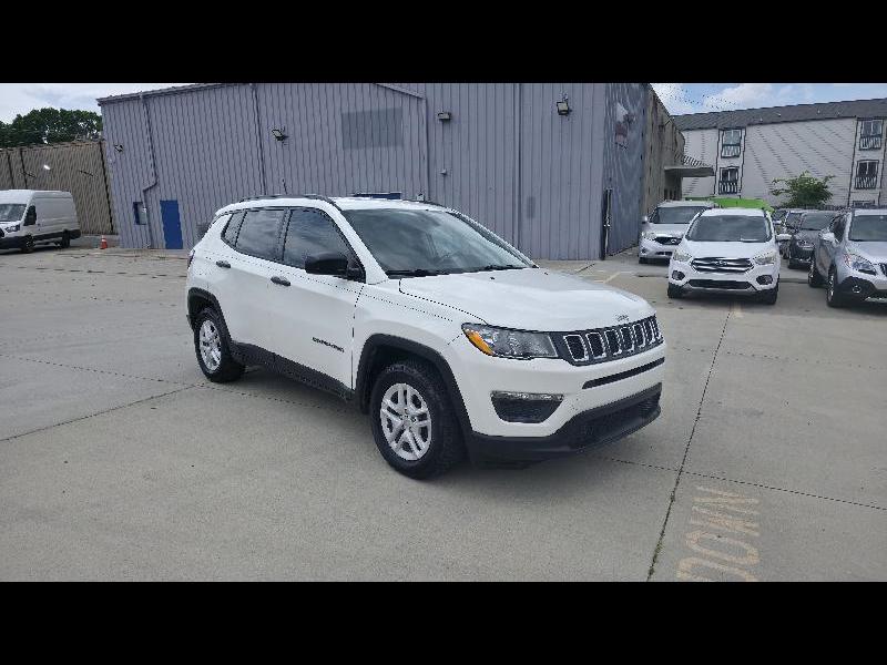 2017 Jeep Compass Sport's photo