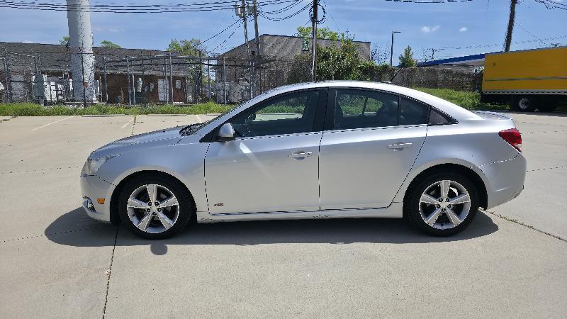 Chevrolet Cruze 2LT Auto 2013