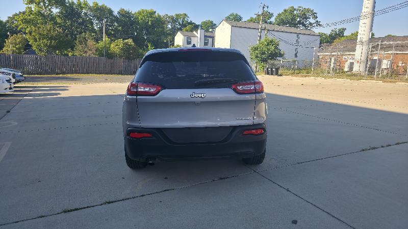 Jeep Cherokee Sport FWD 2015
