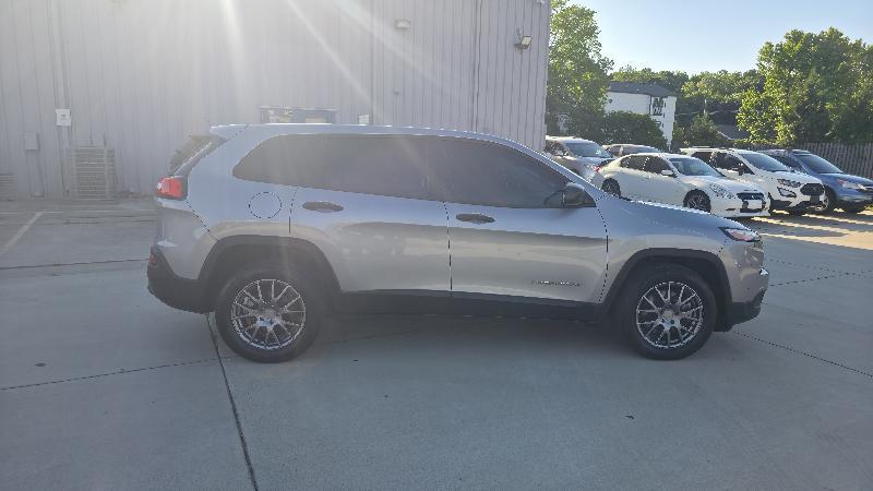 Jeep Cherokee Sport FWD 2015