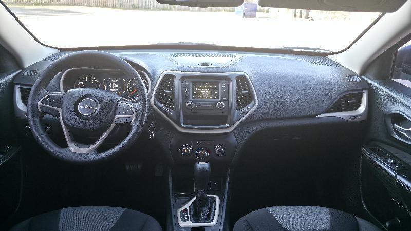 Jeep Cherokee Sport FWD 2015