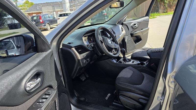 Jeep Cherokee Sport FWD 2015