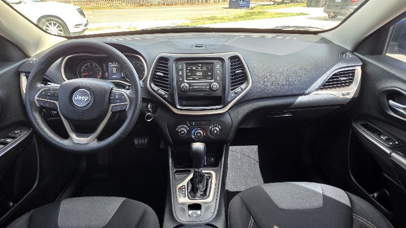 Jeep Cherokee Sport FWD 2015