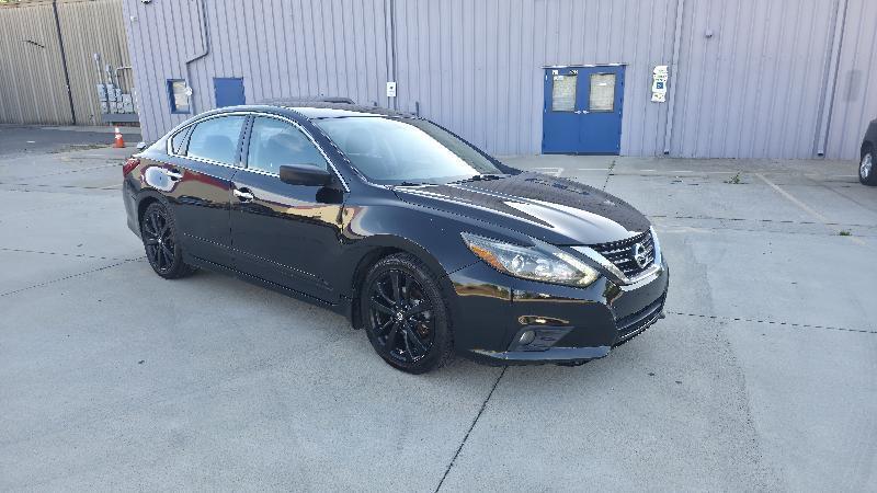 Nissan Altima 2.5 SR Sedan 2017
