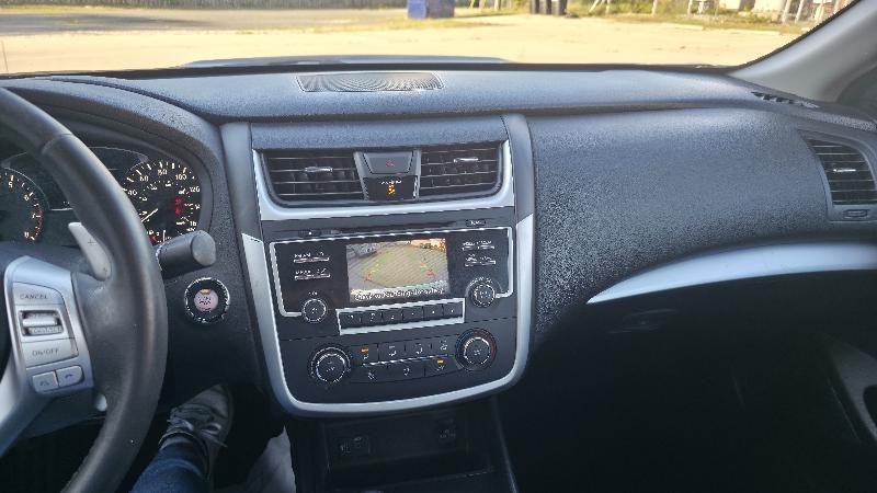 Nissan Altima 2.5 SR Sedan 2017