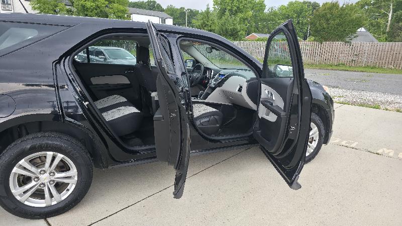Chevrolet Equinox LS 2WD 2013