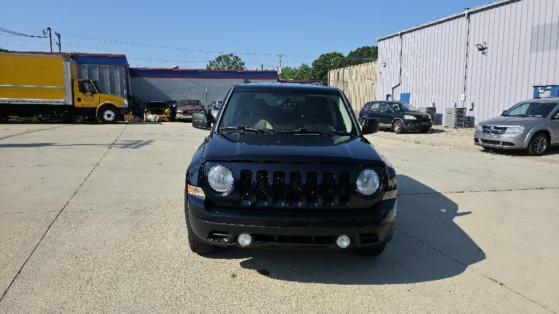 Jeep Patriot Sport 2WD 2014