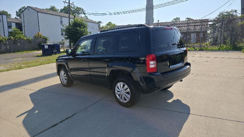 Jeep Patriot Sport 2WD 2014