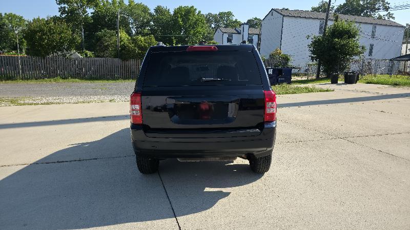 Jeep Patriot Sport 2WD 2014