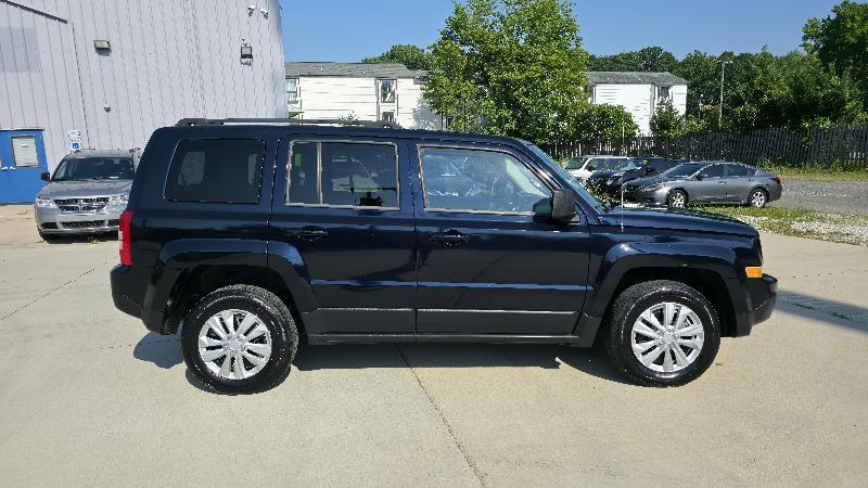Jeep Patriot Sport 2WD 2014