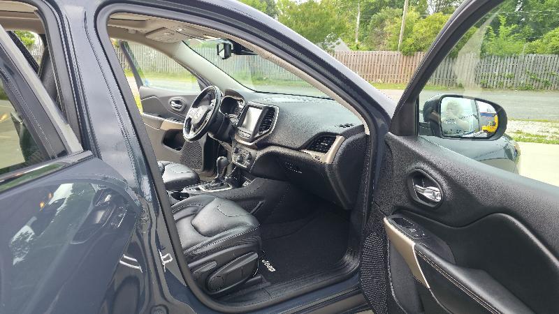 Jeep Cherokee Limited 4WD 2018