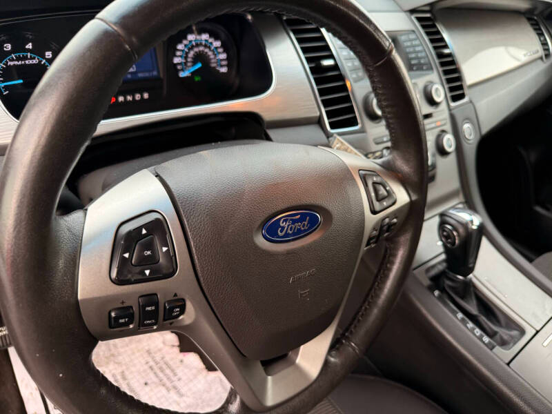 Ford Taurus SEL FWD 2016