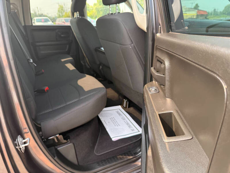RAM 1500 Classic Tradesman Quad Cab 4WD 2019