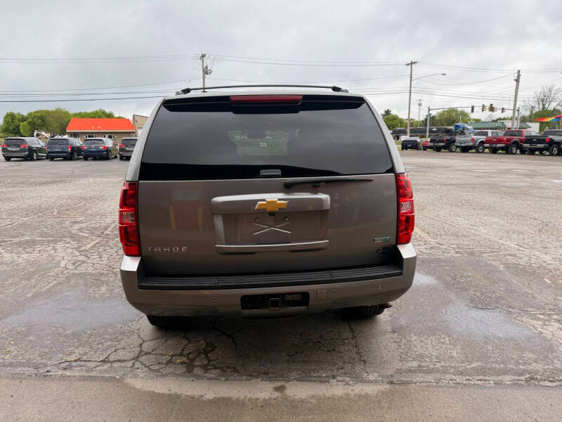Chevrolet Tahoe LT 4WD 2012