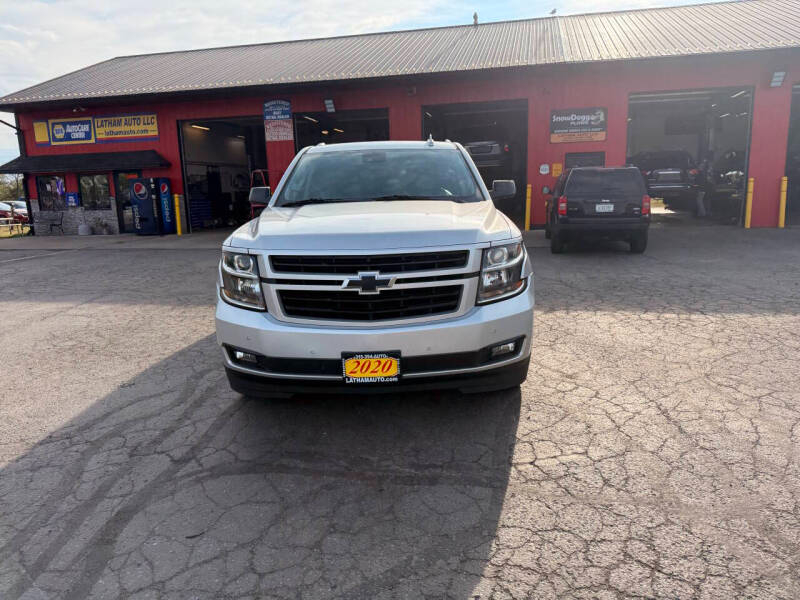 Chevrolet Suburban LT 4WD 2020