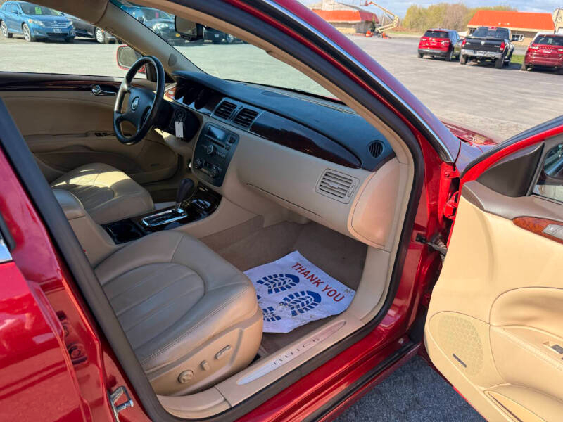 Buick Lucerne CXL Premium 2011