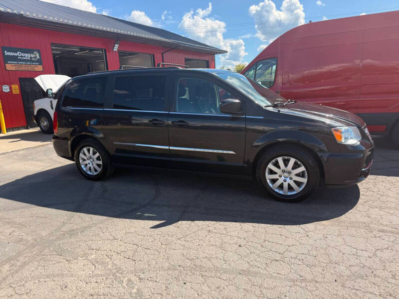 Chrysler Town & Country Touring 2016
