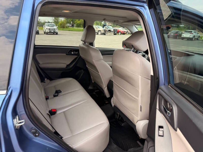 Subaru Forester 2.5i Limited 2016