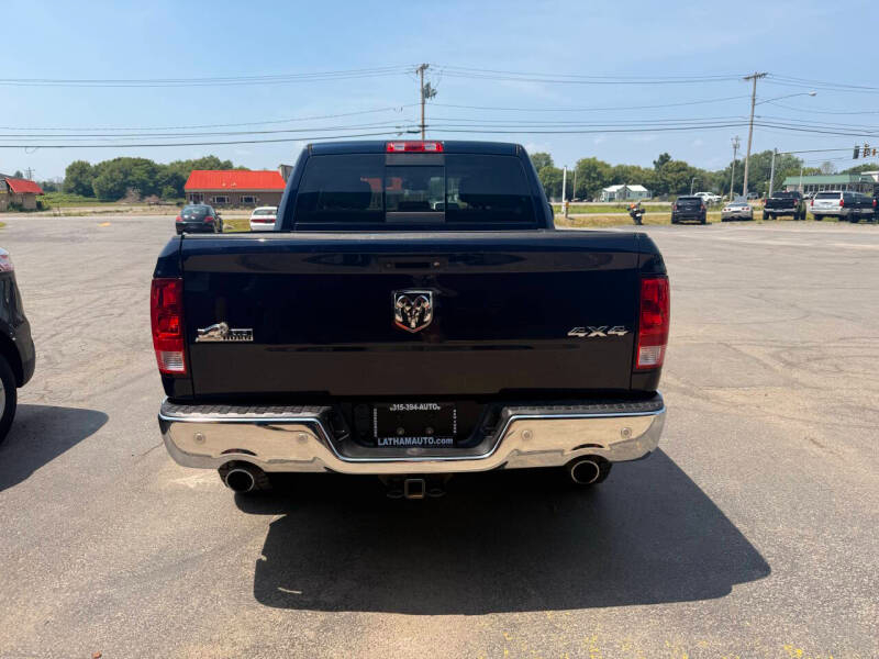 RAM 1500 SLT Crew Cab SWB 4WD 2017