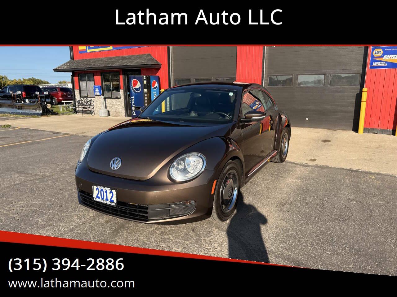 2012 Volkswagen Beetle 2.5L w/Sunroof Sound & Nav