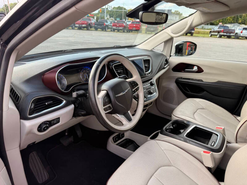 Chrysler Pacifica Limited 2019