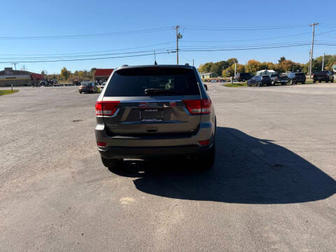 Jeep Grand Cherokee Laredo 4WD 2012