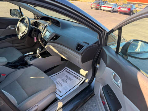 Honda Civic EX Sedan 5-Speed AT 2012
