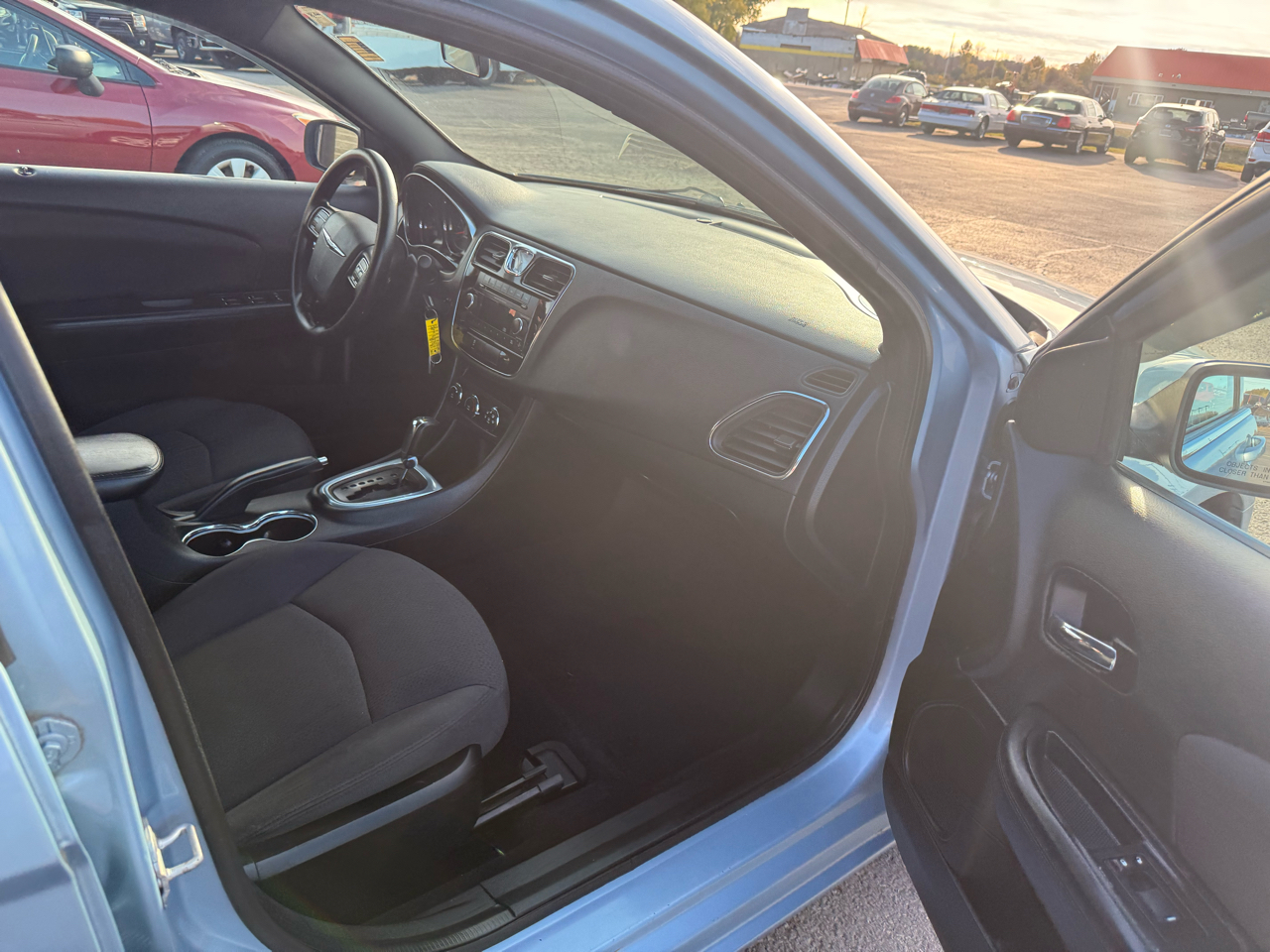 Chrysler 200 LX 2014