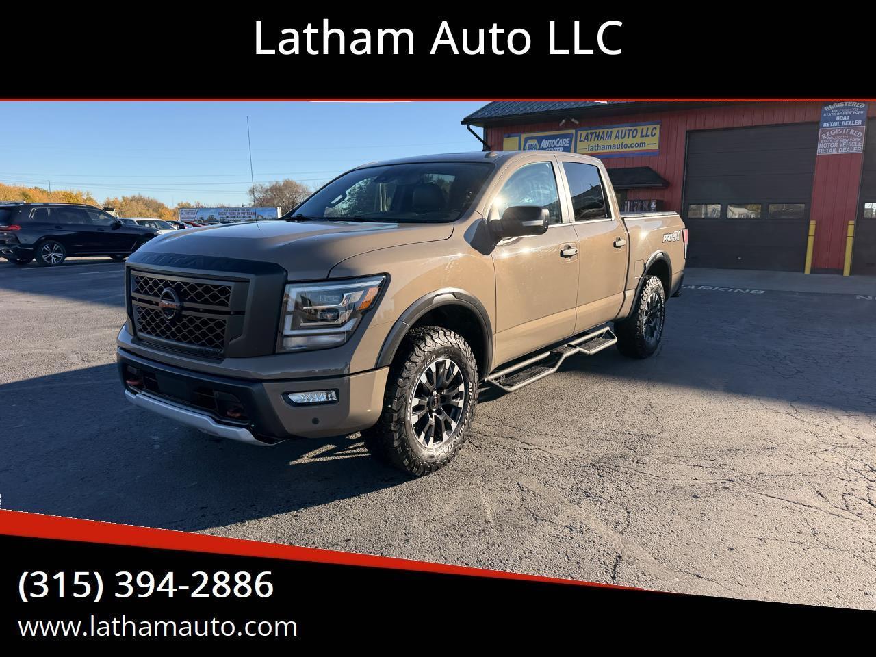 2020 Nissan Titan SV Crew Cab 4WD