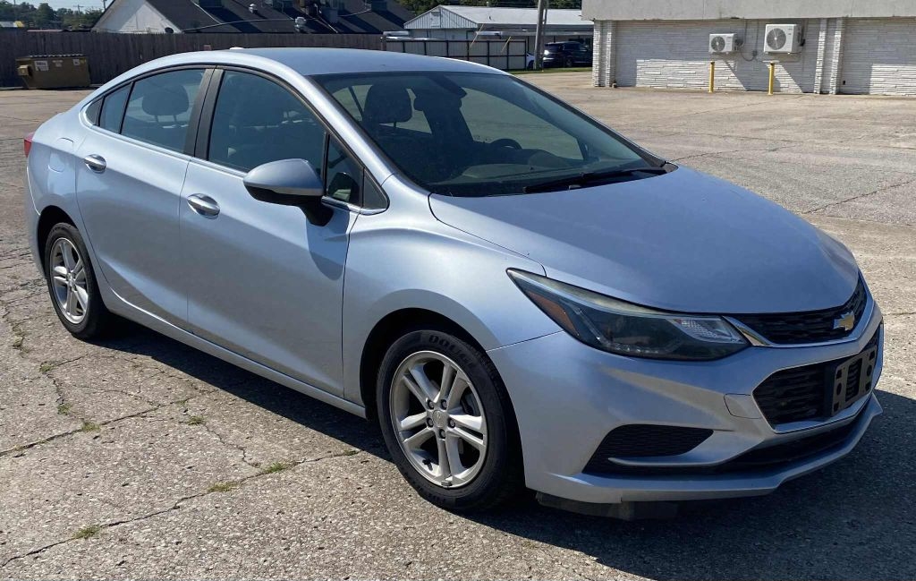 2018 Chevrolet Cruze LT Auto