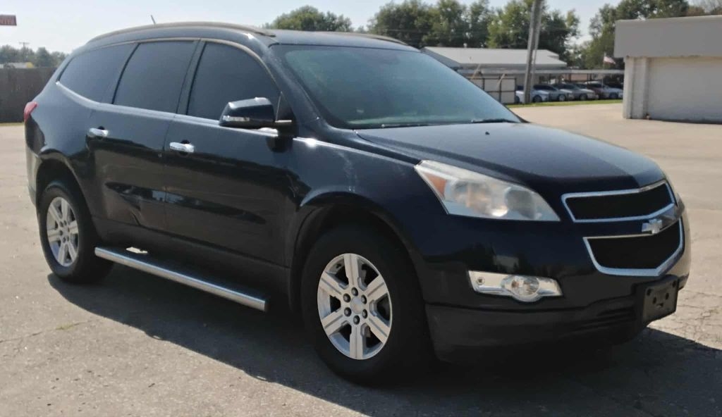 2011 Chevrolet Traverse LT FWD