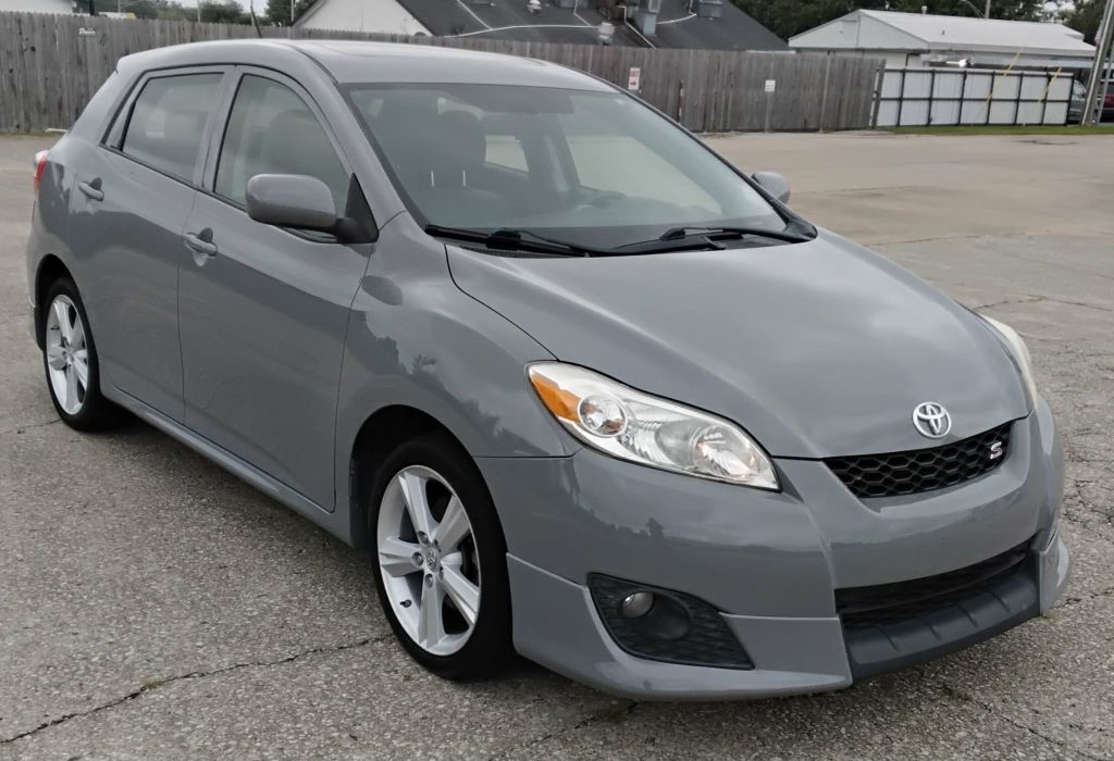 2009 Toyota Matrix S 5-Speed AT