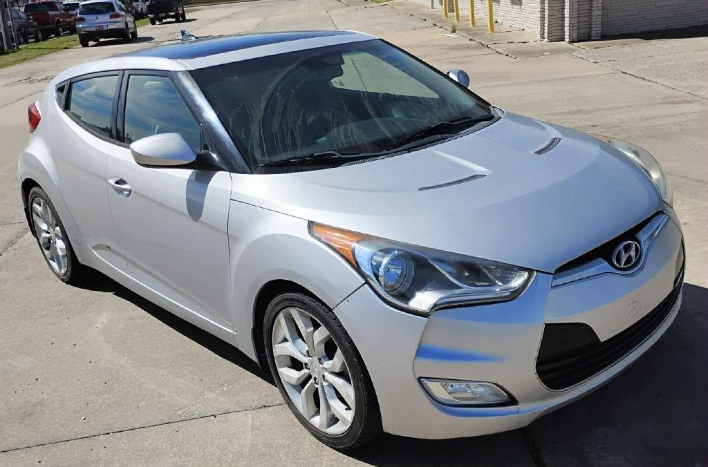 2013 Hyundai Veloster Base