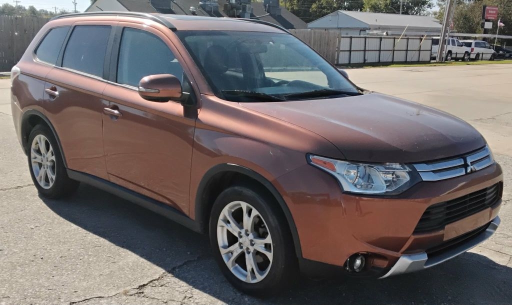 2015 Mitsubishi Outlander SE 2WD