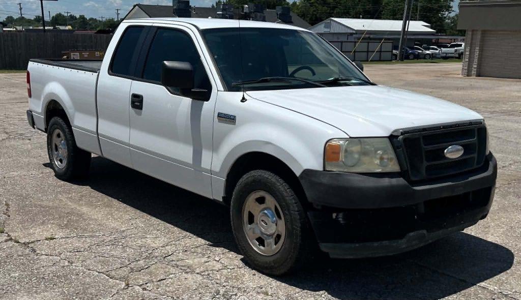 2005 Ford F-150 XL SuperCab 2WD