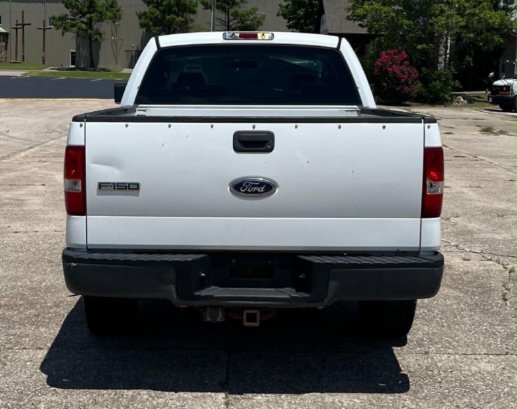 2005 Ford F-150 XL - Photo 6