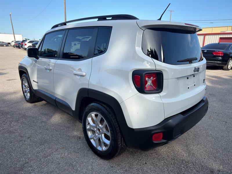 Jeep Renegade Latitude FWD 2016
